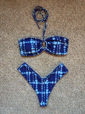 Skatie Blue Tie-Dye Bandeau Bikini Set size medium